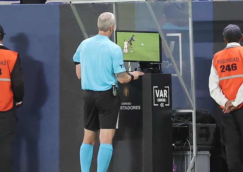 Jeste li primijetili: VAR na ovom SP-u radi drugačije nego inače