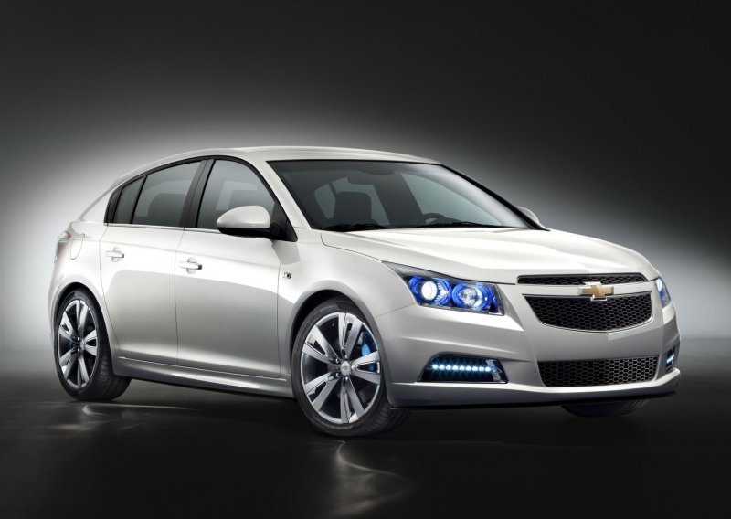 Chevrolet Cruze hatchback u prodaji od iduće godine