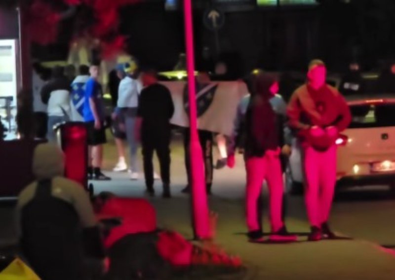 Kaos u BiH: Policija spriječila sukob Hrvata i Bošnjaka nakon utakmice, objavljena snimka