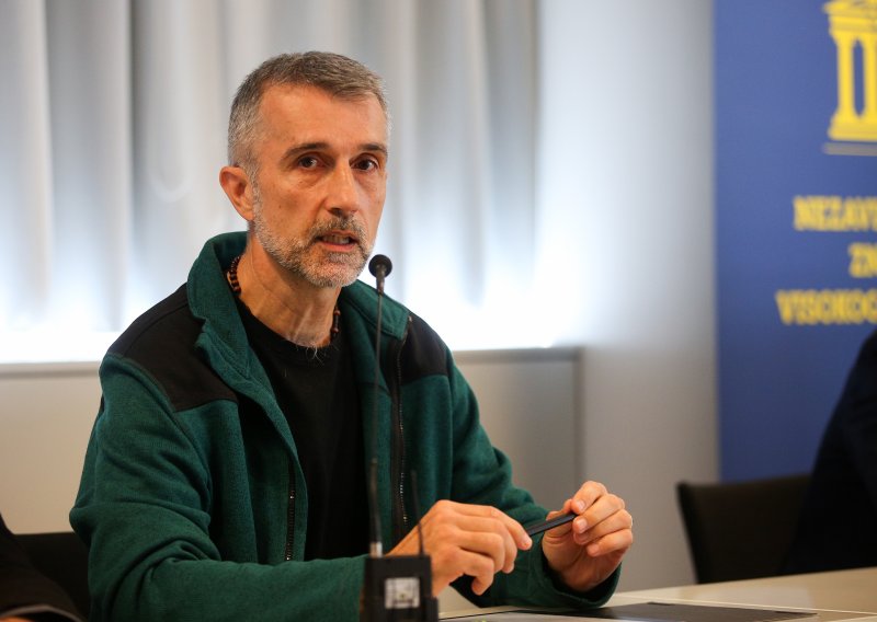 Tvrtko Smital ponovno predsjednik Sindikata znanosti, Vilim Ribić proglašen počasnim predsjednikom