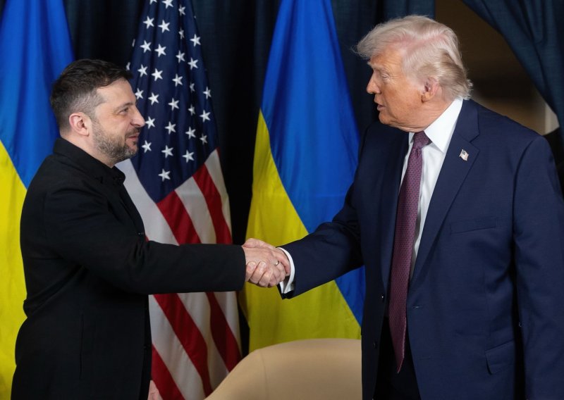 Samit u Francuskoj: Trump i Zelenski opet oči u oči