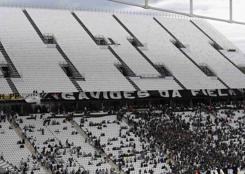 Potpuni kolaps u Sao Paulu; 20.000 ljudi neće moći na stadion?!