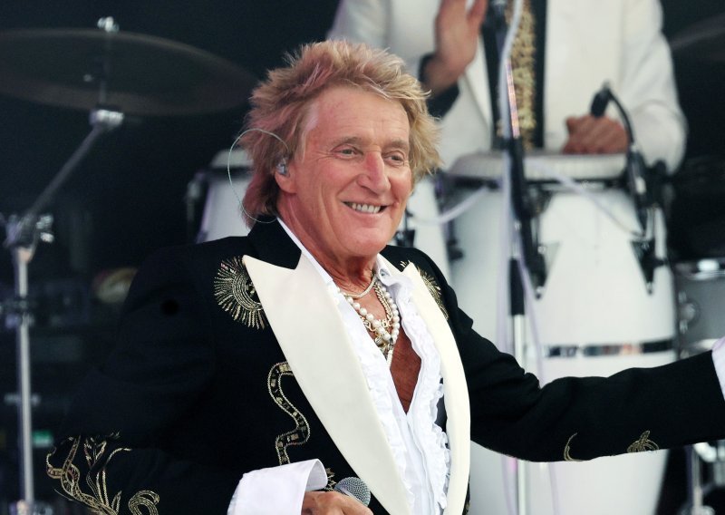 Rod Stewart prisiljen na prekid turneje: Srčana operacija zaustavila legendarnog rokera