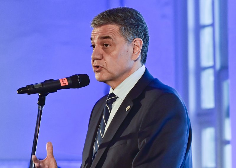 Država sa SP traži zabranu za 13.000 vlastitih navijača