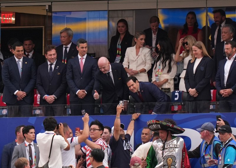 Kako je moguće da je Infantino gotovo na svakoj utakmici Svjetskog prvenstva?
