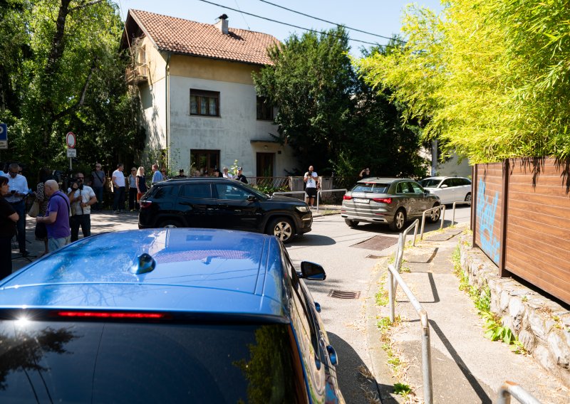 Stanovnici jedne ulice u Zagrebu prosvjedovali zbog prometnog kaosa
