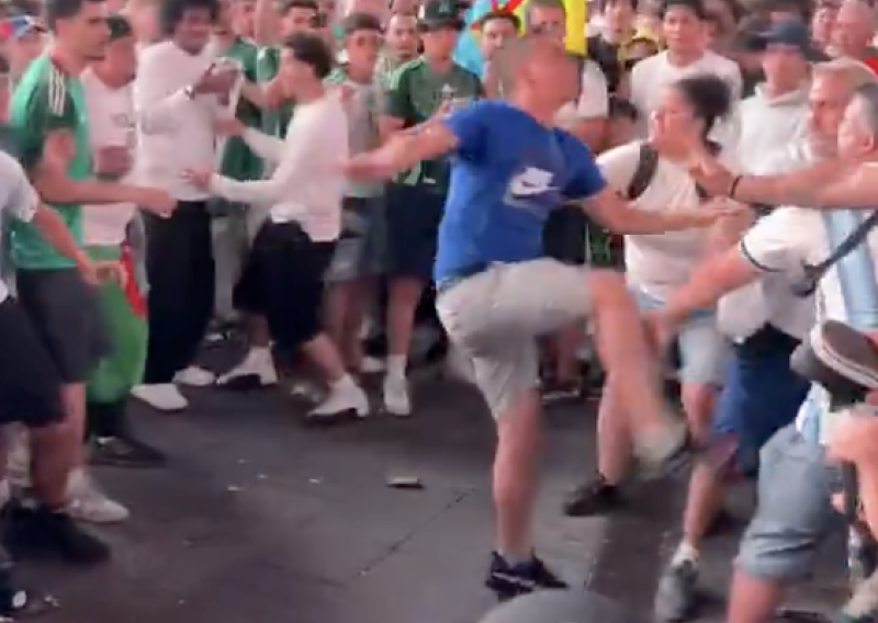 Kaos na Times Squareu: Pogledajte masovnu tučnjavu Argentinaca i Alžiraca