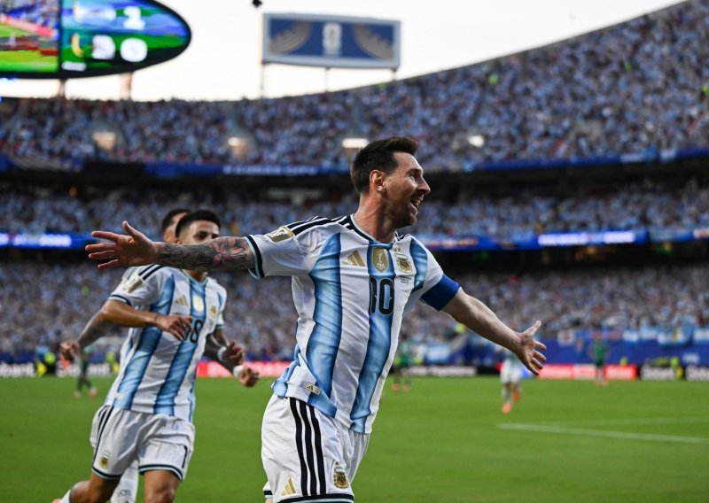 Brazilski Ronaldo oduševio izjavom o Messiju: 'Vrijeme je da svijet prihvati činjenicu'
