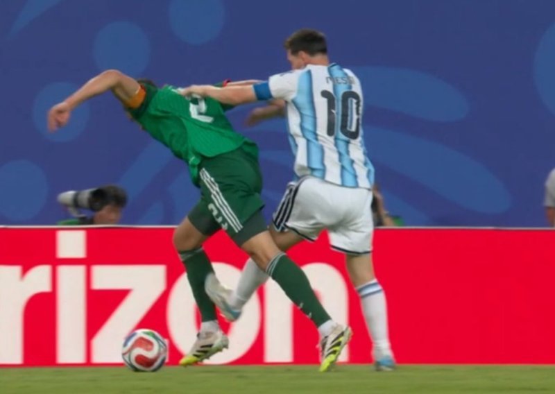 Messi je zabio hat-trick, ali je trebao dobiti crveni? 'Ovo je pljačka! Messi se čuva...'