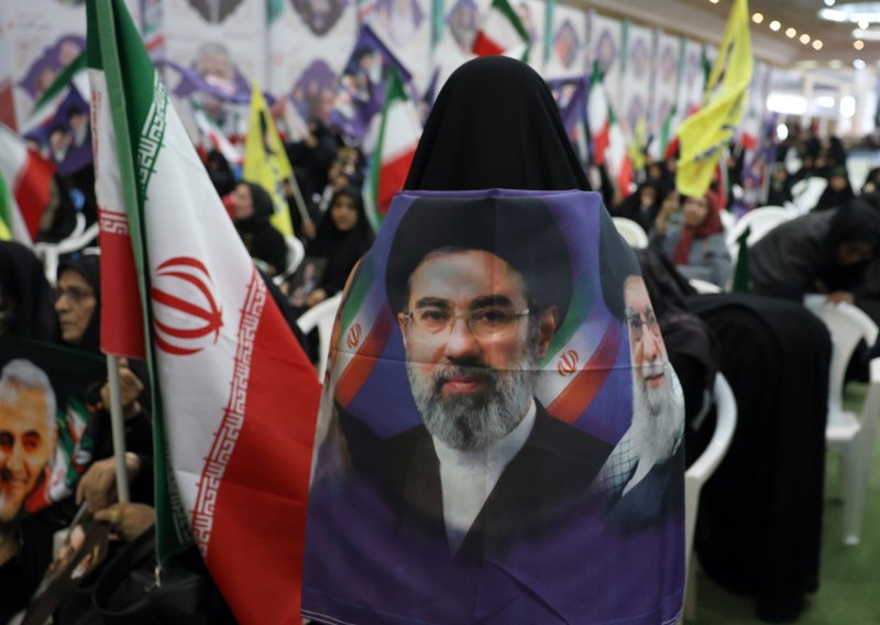 Procurili detalji tajnog plana: Iran bi mogao dobiti investicijsku injekciju bez presedana
