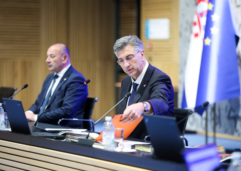 Plenković: Cijene goriva, da nema odluke Vlade, bile bi veće za od 12 do 30 eurocenti