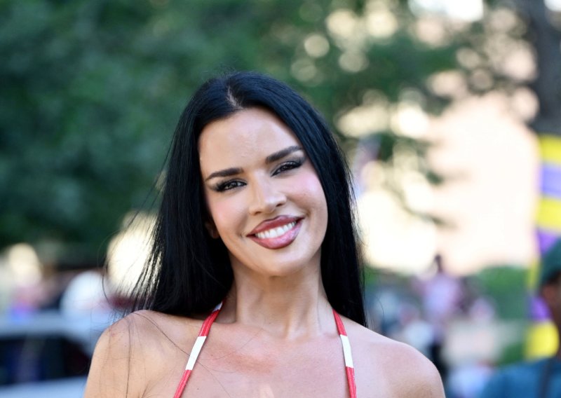 Ivana Knoll u povorci hrvatskih navijača u Dallasu: 'Jedva čekam utakmicu'