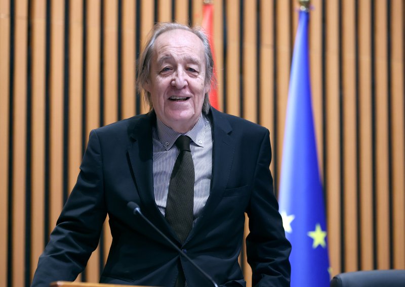 Kraj jedne ere: Furio Radin nakon gotovo tri i pol desetljeća napušta Hrvatski sabor