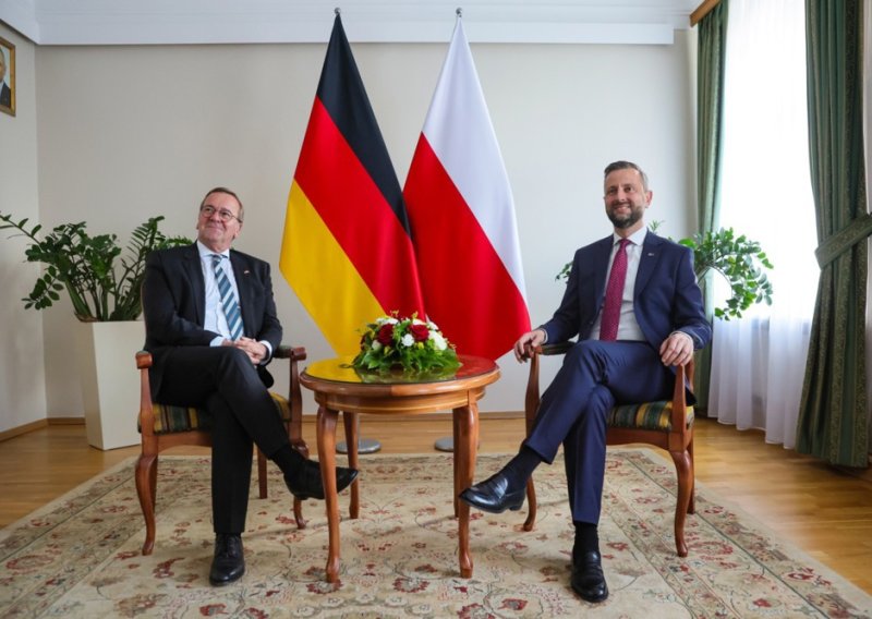 Poljska i Njemačka potpisale obrambeni sporazum