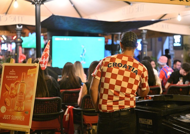 Pogledajte slavlje u Sarajevu kad je Hrvatska postigla gol