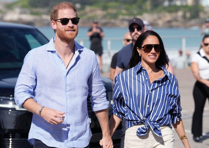 Harry i Meghan stižu s djecom u Veliku Britaniju? Navodno se vraćaju nakon 4 godine