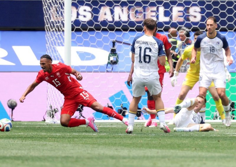 Poznati hrvatski sudac komentirao penal protiv BiH: 'Nadam se da FIFA to ne želi'
