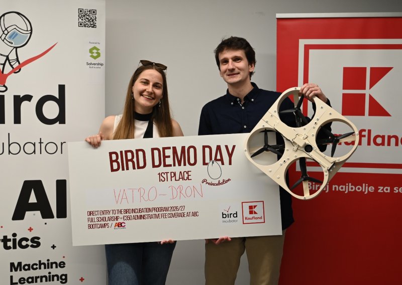 12 novih startupova predstavilo svoje ideje pred žirijem, pobjedu odnio Vatro-dron