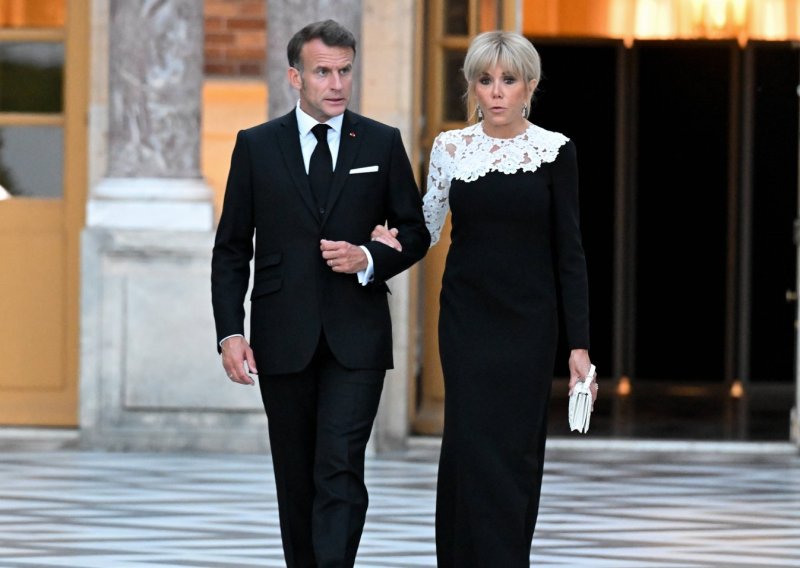 Riskantan potez Brigitte Macron: Ove cipele godinama su bile sinonim za neukus