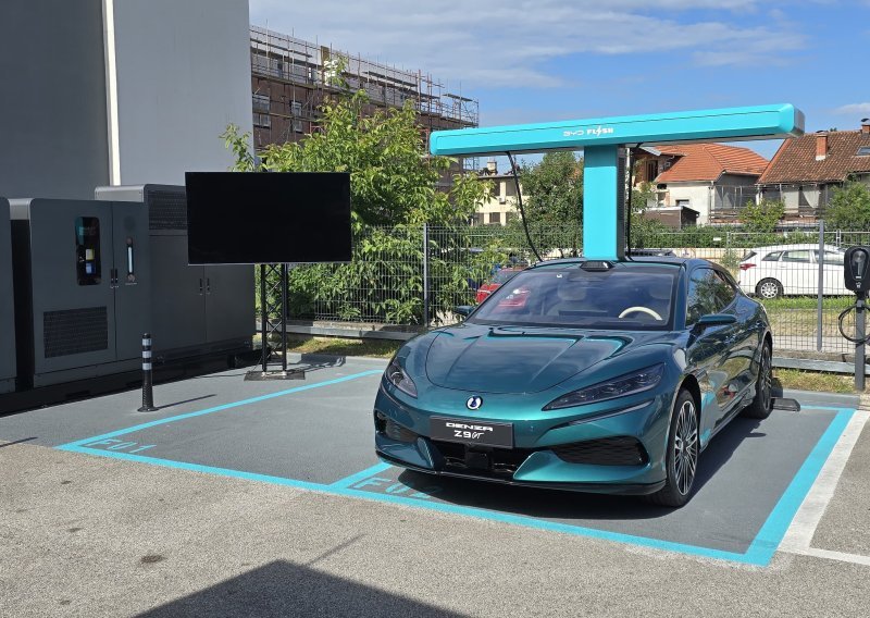 Kina ima novi problem s električnim automobilima: Sprema se drastična odluka