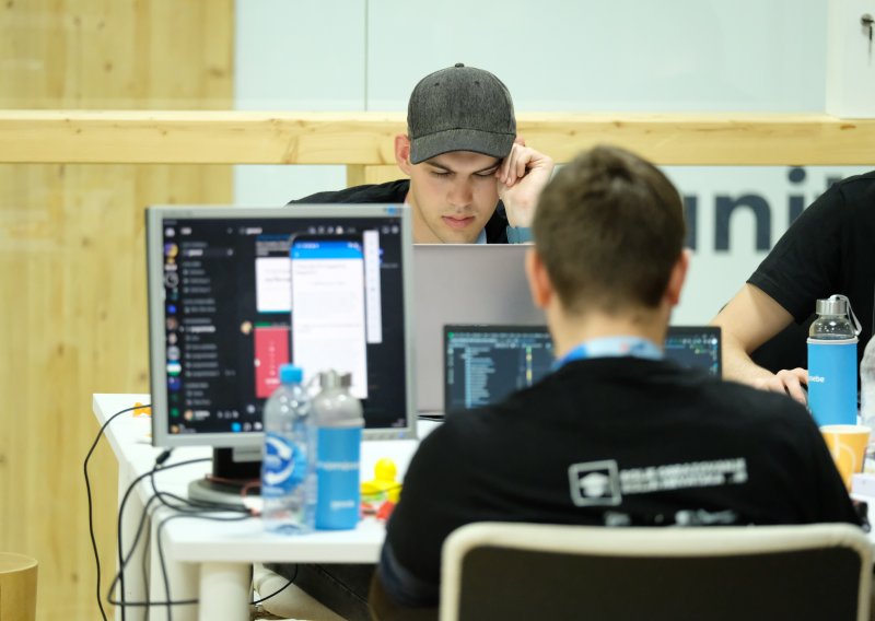 Europska komisija: Digitalne vještine Hrvata su iznad prosjeka EU-a
