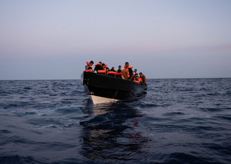 Užas kod Libije: Prevrnuo se brod, isplivalo najmanje 15 tijela migranata