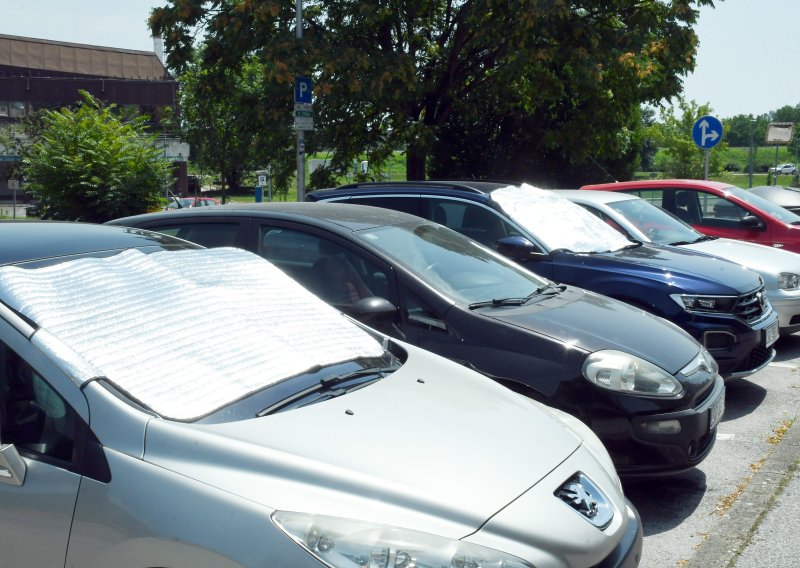 Automobil na suncu brzo postaje opasna zamka: Ovaj česti trik gotovo uopće ne pomaže