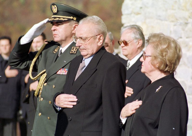 Kako bi izgledala Hrvatska da u Drugom svjetskom ratu nije pobijedila strana Franje Tuđmana?