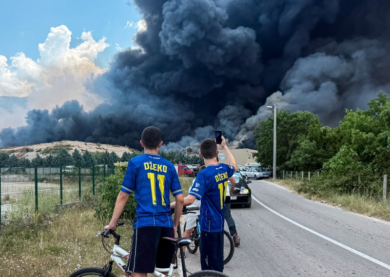 FOTO Stravične scene stižu iz Mostara. Pogledajte ogroman požar