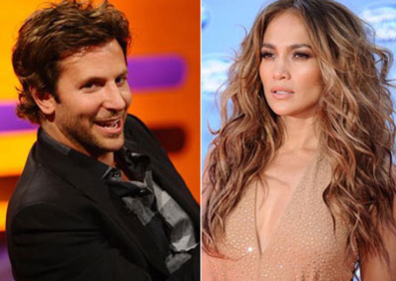 J.Lo i Bradley Cooper uhvaćeni u automobilu