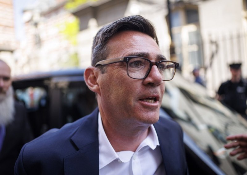 U susjedstvu imaju favorita za premijera Britanije: 'Tko razumije Srebrenicu, razumije i BiH'