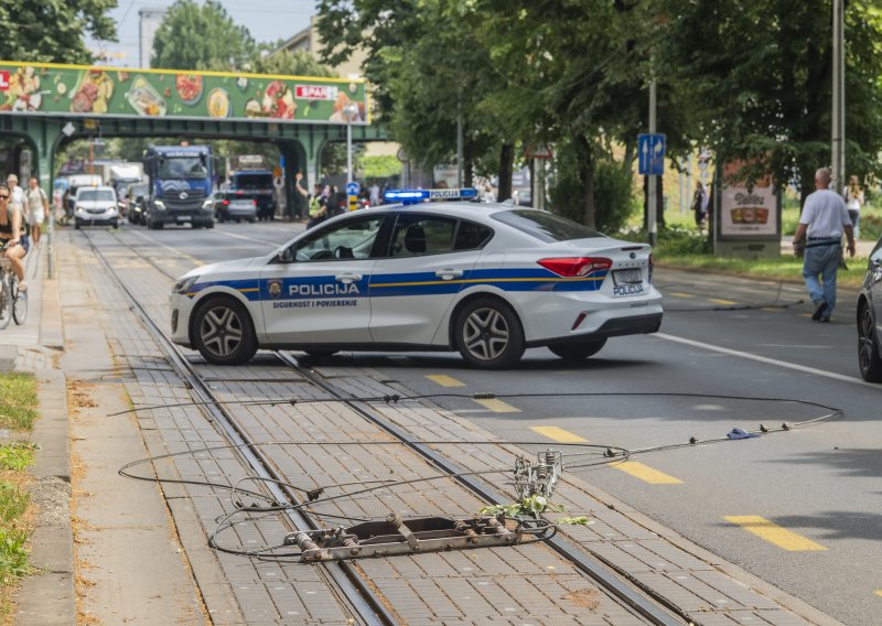 Svjedok kaosa na Savskoj: 'Mislio sam da joj je polomio kičmu'