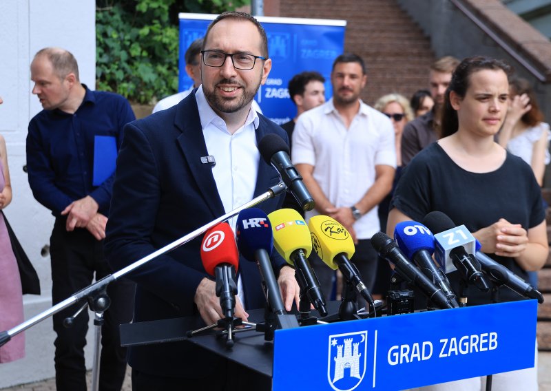 Tomašević najavio promjene: Besplatne bazene, promjene u prometu, blokovsko parkiranje...
