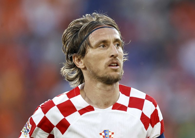 Luka Modrić donio odluku o budućnosti. Otkriveno gdje će nastaviti karijeru