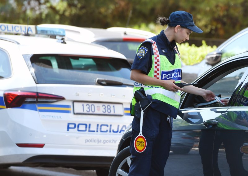 Policija objavila koliko je bilo prekršaja za vikend: Jedan je vozio čak 253 na sat