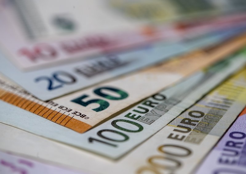 Ministarstvo demografije izdvojilo 25 tisuća eura za četiri prijevoda: Evo o čemu se radi