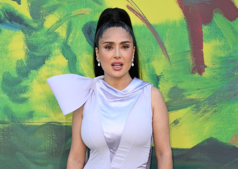 Ovu haljinu već smo vidjeli na Met Gali, a sada ju je odjenula Salma Hayek