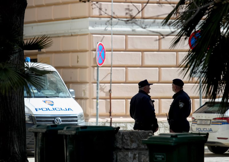 Užas u Zadru: Muškarac preminuo nakon brutalne tučnjave