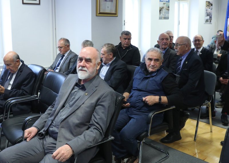 Generalski zbor: Zrakoplovni savez treba pretvoriti u državnu instituciju