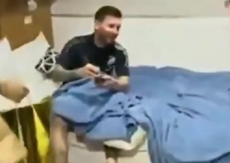 Suigrači ga iznenadili: Pogledajte na kakvom krevetu u Americi spava najbolji igrač svih vremena