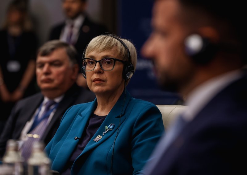 Skandal na proslavi, slovenska predsjednica šokirana: 'Dopustite mi da završim'