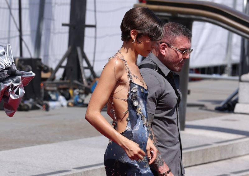 Zendaya očarala u Gallianovoj haljini iz 1997. godine, s motivom paukove mreže