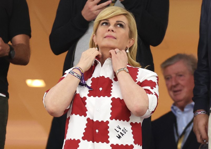 Skupocjeni model: Kolinda ponovno nosi košulju s kojom je izazvala senzaciju u Katru