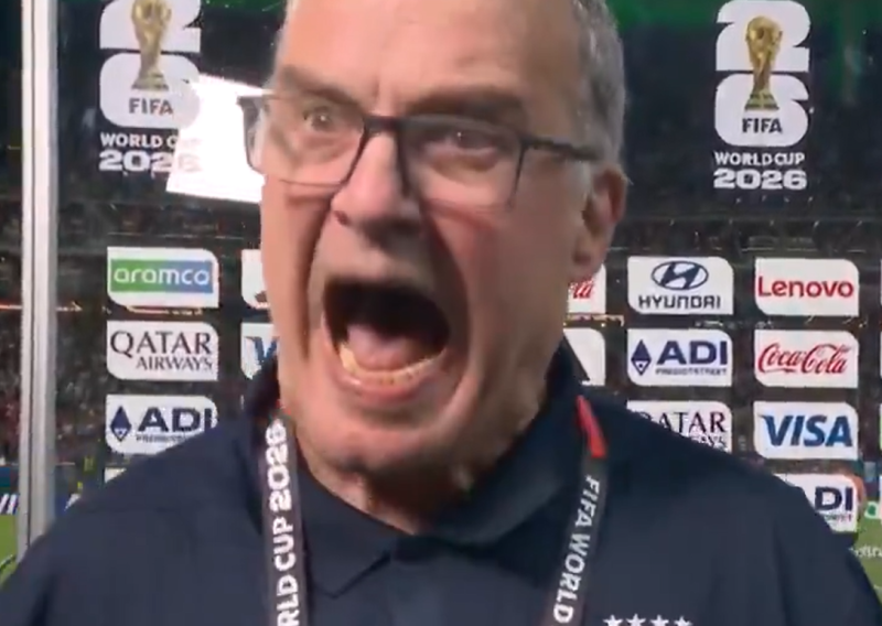 Bielsa poludio nakon ispadanja Urugvaja: Urlao na novinare pa preuzeo svu krivnju