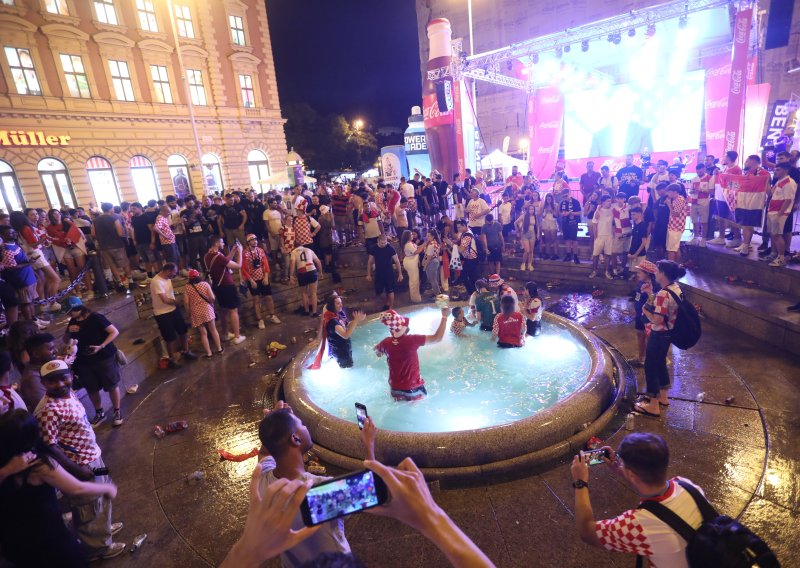 Sinoć se nije spavalo: Pogledajte nezaboravne scene slavlja diljem zemlje