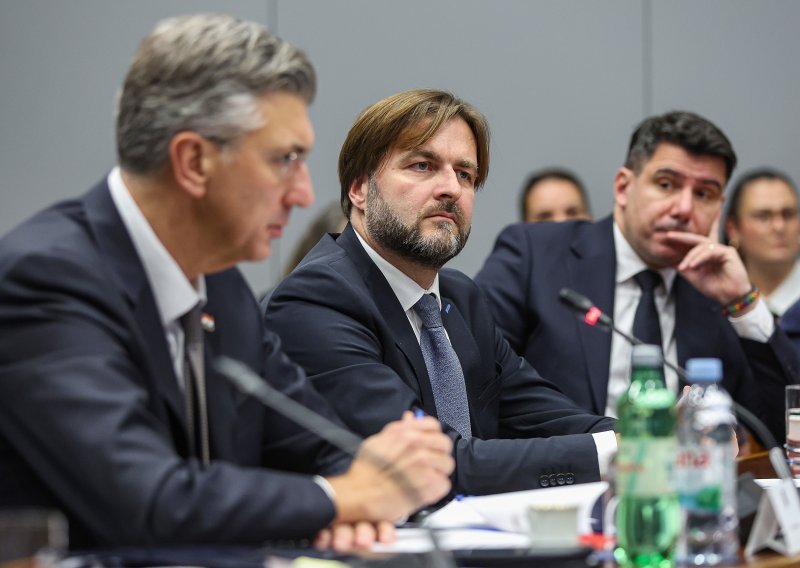 Bira se predsjednik Povjerenstva za fiskalnu politiku: Stiglo pet prijava