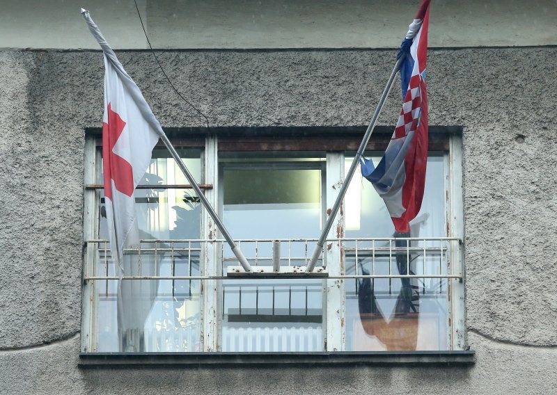 Crveni križ kreće s projektom pružanja socijalnih usluga u zajednici za dvije skupine ljudi