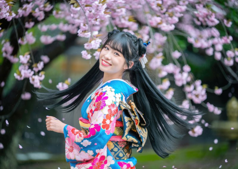 Tajna savršeno sjajne kose s Dalekog istoka: Japanski trikovi koje trebate uvesti u svoju beauty rutinu