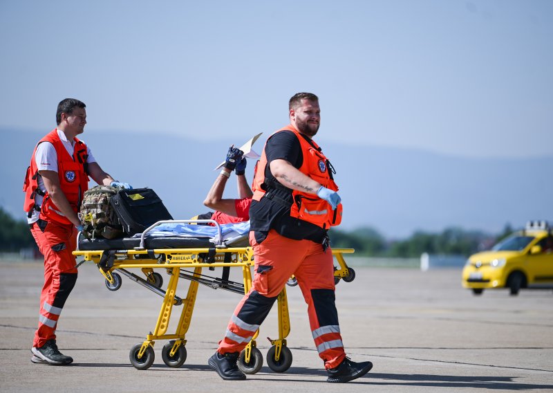 VIDEO Nova skupina ukrajinskih ranjenika stigla na liječenje u Hrvatsku