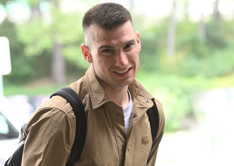 Otkriveno koliku plaću bi Livaković imao u Dinamu